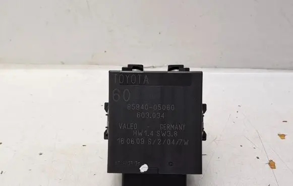 Toyota Avensis T270 Window wiper relay 659959 8594005060