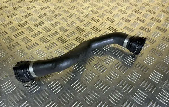 BMW 4 F32 F33 Engine coolant pipe/hose 7811129 1712781112904