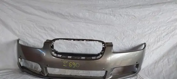Jaguar XF X250 Front bumper 8X23-17C831