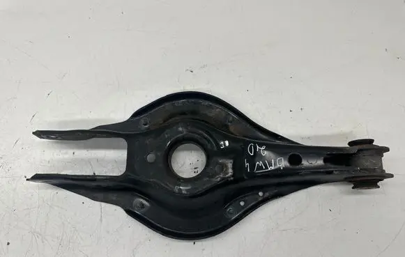 BMW 4 F32 F33 Rear upper control arm/wishbone 6867541