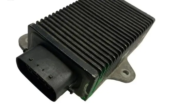 Mitsubishi Carisma Engine control unit/module MD340897 E8T11173
