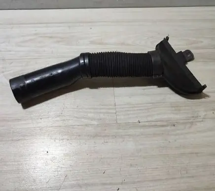 Opel Corsa F Air intake hose/pipe 9833418380