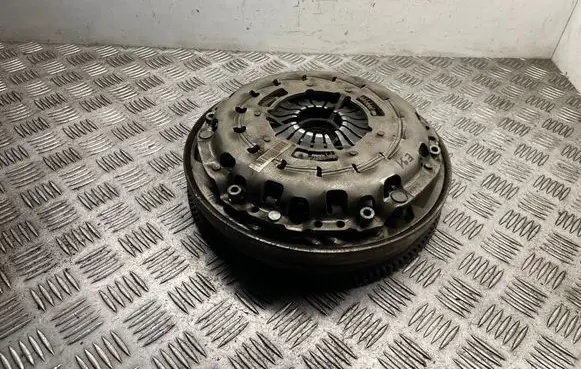 BMW 3 E90 E91 Clutch set kit 7603846 4588471 7567839