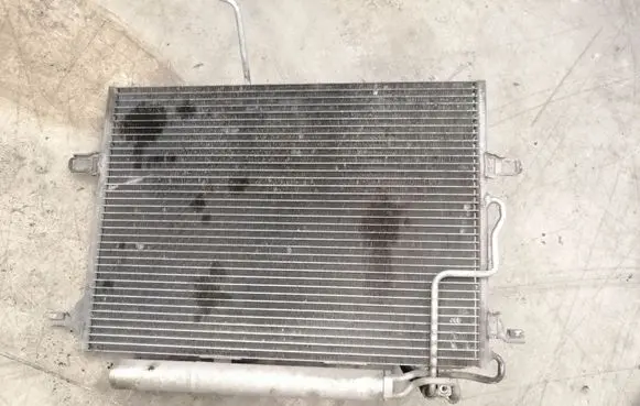 Mercedes-Benz E W211 Air conditioning (A/C) radiator (interior) A2115000154