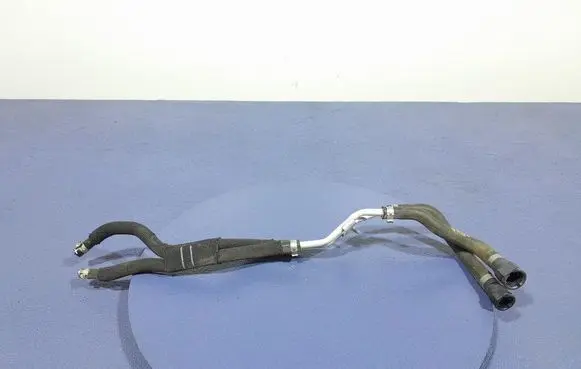 BMW X5 E53 Engine coolant pipe/hose 8581027