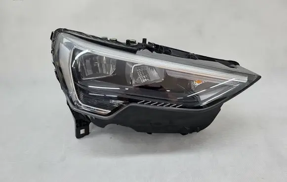 Audi Q3 F3 Headlight/headlamp 83A941012