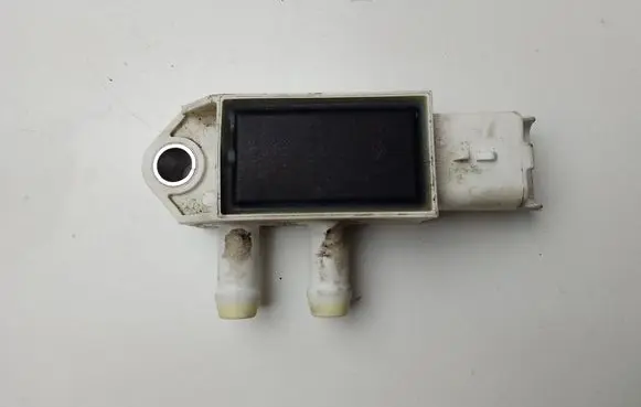 Nissan Navara D23 Exhaust gas pressure sensor 227701177R