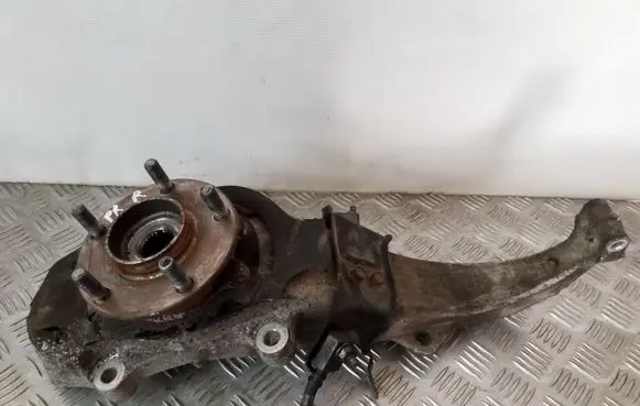 Infiniti EX Front wheel hub spindle knuckle