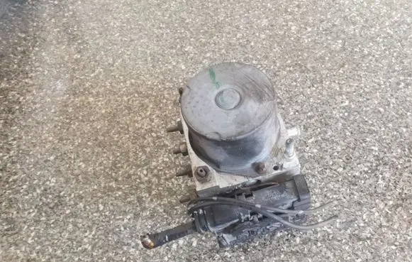 Nissan Micra ABS Pump 0265800319 38715H0514 2265100473