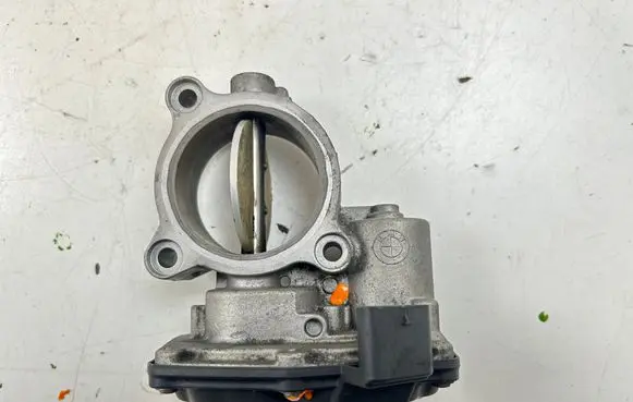 BMW 3 F30 F35 F31 Throttle valve 7810752