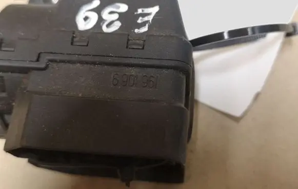BMW 5 E39 Ignition lock contact 1961069
