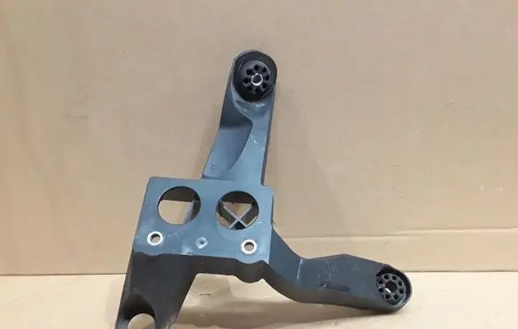 BMW M4 F82 F83 ABS pump bracket 6851604