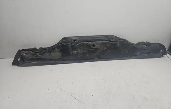 Renault Megane II Other engine bay part