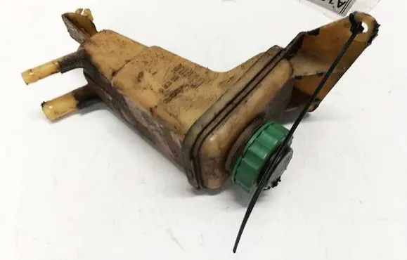 Audi A4 S4 B5 8D Power steering fluid tank/reservoir 8d0422373c g002000