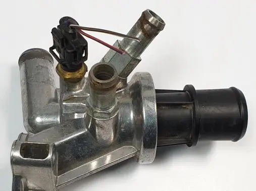 Dodge Nitro Thermostat housing 