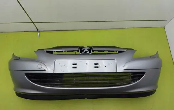 Peugeot 307 Front bumper EZA