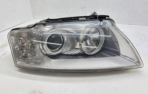 Audi A8 S8 D3 4E Headlight/headlamp 15815400RE
