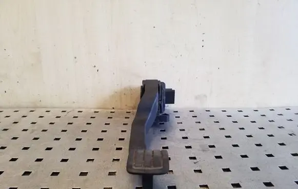 Citroen C4 Grand Picasso Accelerator throttle pedal 86ET41