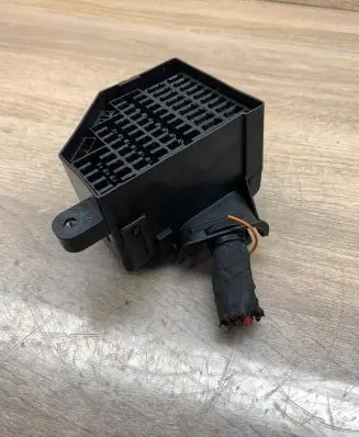 Audi A3 S3 8P Fuse module 3C1941824