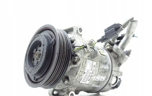 Volvo V60 Air conditioning (A/C) compressor (pump) 31332528
