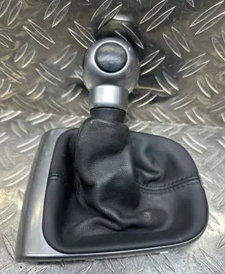 Citroen DS4 Gear lever shifter trim leather/knob 9671444577