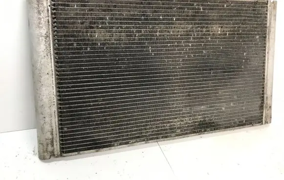 BMW 5 E60 E61 Coolant radiator 2248478 B7222