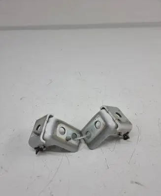 Peugeot 3008 II Front door hinge set 08518u1