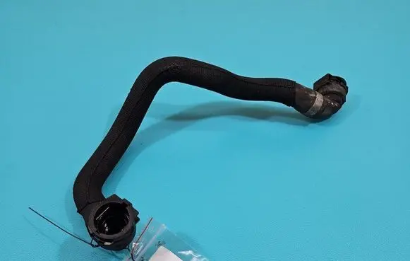 BMW X5 F15 Engine coolant pipe/hose 7576368-01 IMPRK1458949