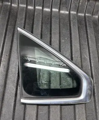 Volvo S90, V90 Rear side window 31689018 43R001734