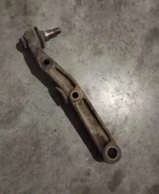 Iveco Daily 35.8 - 9 Front lower control arm/wishbone