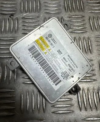 Audi A6 S6 C7 4G Headlight ballast module Xenon 8K0941597C