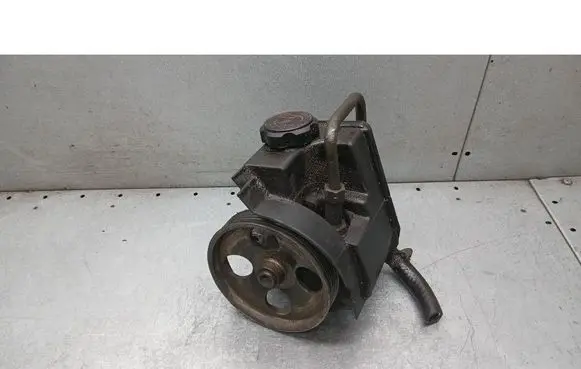 Citroen Berlingo Power steering pump 9636320580