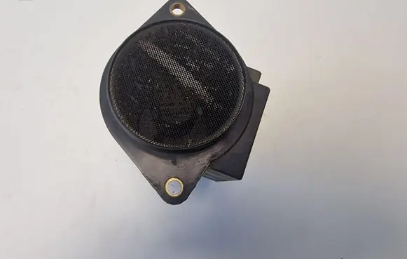 Volkswagen PASSAT B5 Mass air flow meter 074906461