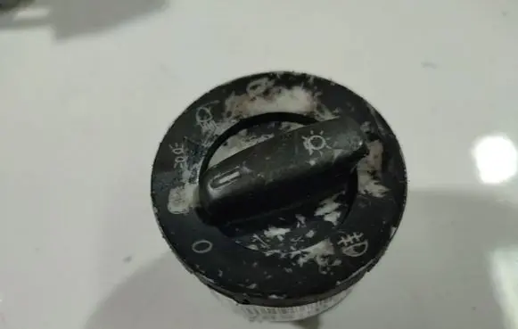 Light switch