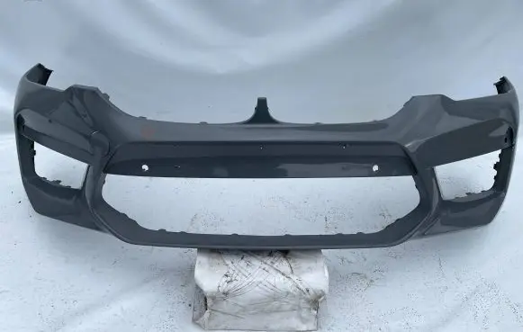BMW M5 F90 Front bumper 8069598