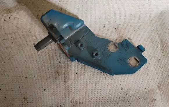 Renault Captur Headlight/headlamp mounting bracket 641802835R