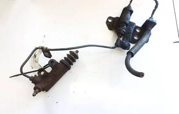 Toyota Avensis T250 Clutch master cylinder 