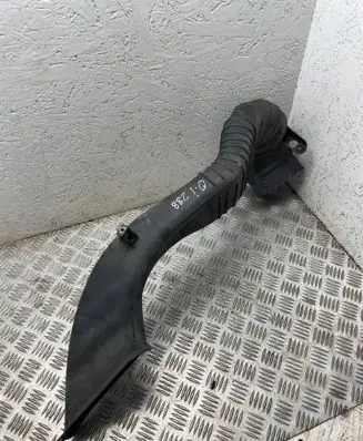 Opel Insignia A Air intake duct part 95068PS 23445320