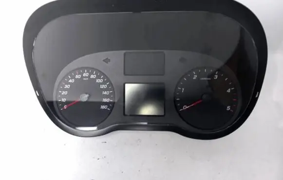 Mercedes-Benz Sprinter W907 W910 Speedometer (instrument cluster) A9079000904