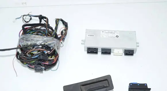 BMW 5 F10 F11 Tailgate/trunk control unit/module 9275119 61319275119 61315A64C24