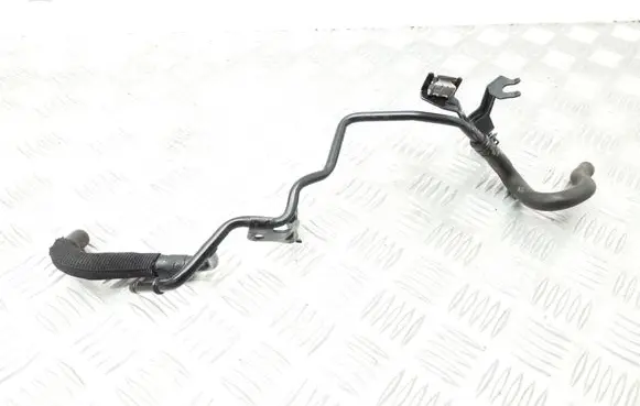 Volkswagen PASSAT B8 Engine coolant pipe/hose 04L121070AB 04L121030