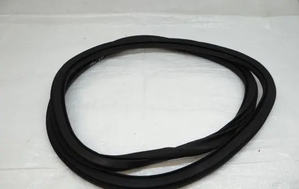 Front door rubber seal