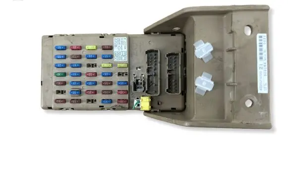 Subaru Forester SH Fuse box set 82201FG000 909164