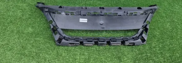 Peugeot 3008 II Front grill 9815317777