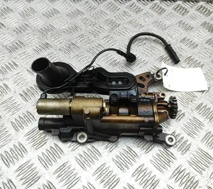 BMW 3 F30 F35 F31 Oil pump 8601646 168048002