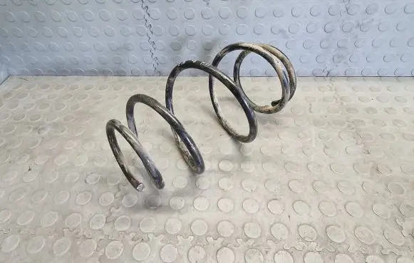 BMW 7 E38 Front coil spring