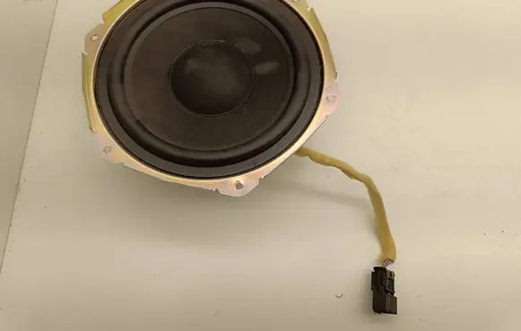 Tesla Model S Subwoofer speaker 100483307B 1000349002