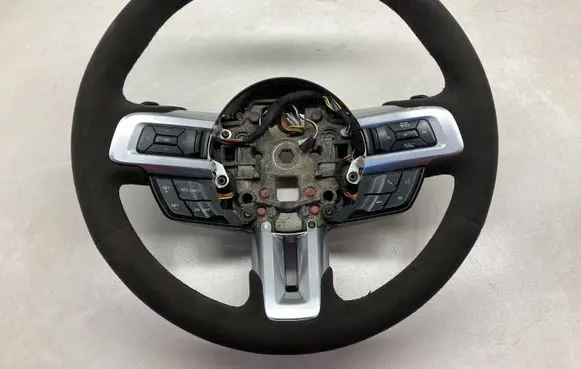 Ford Mustang VI Steering wheel JR33C699D90