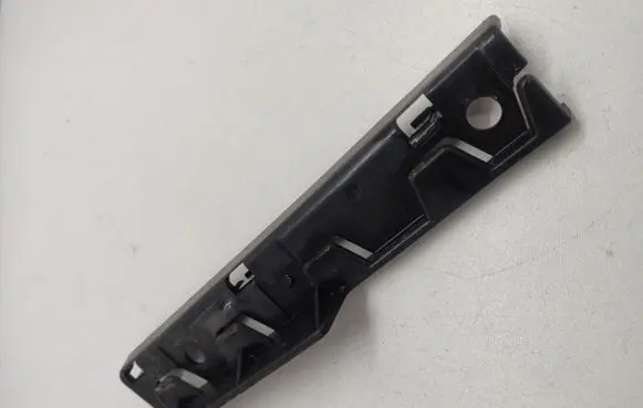 BMW 5 E60 E61 Front bumper mounting bracket 51777066227 22944911 7065227