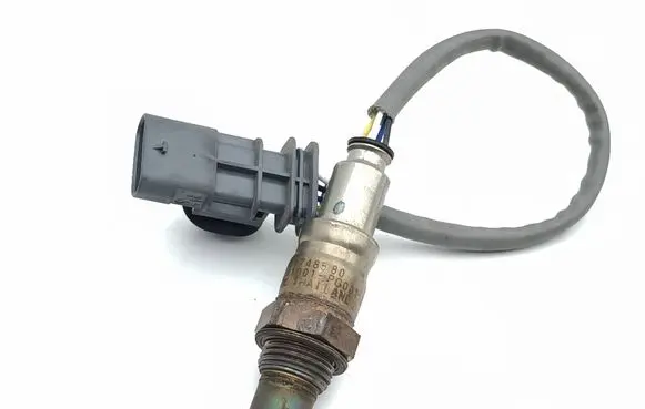 Peugeot 3008 III Lambda probe sensor 9831748580